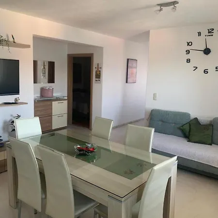 Apartman Kristina Apartment *